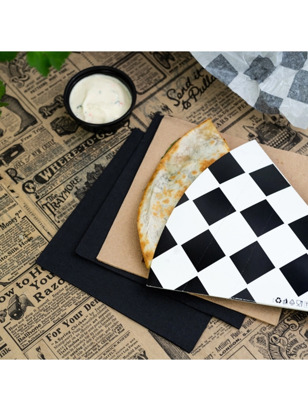 Rożek crêpes, naleśniki kratka czarna 17,9x17,9cm op. 100 sztuk